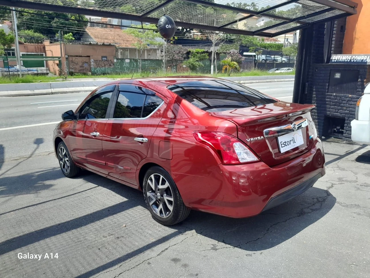 NISSAN VERSA