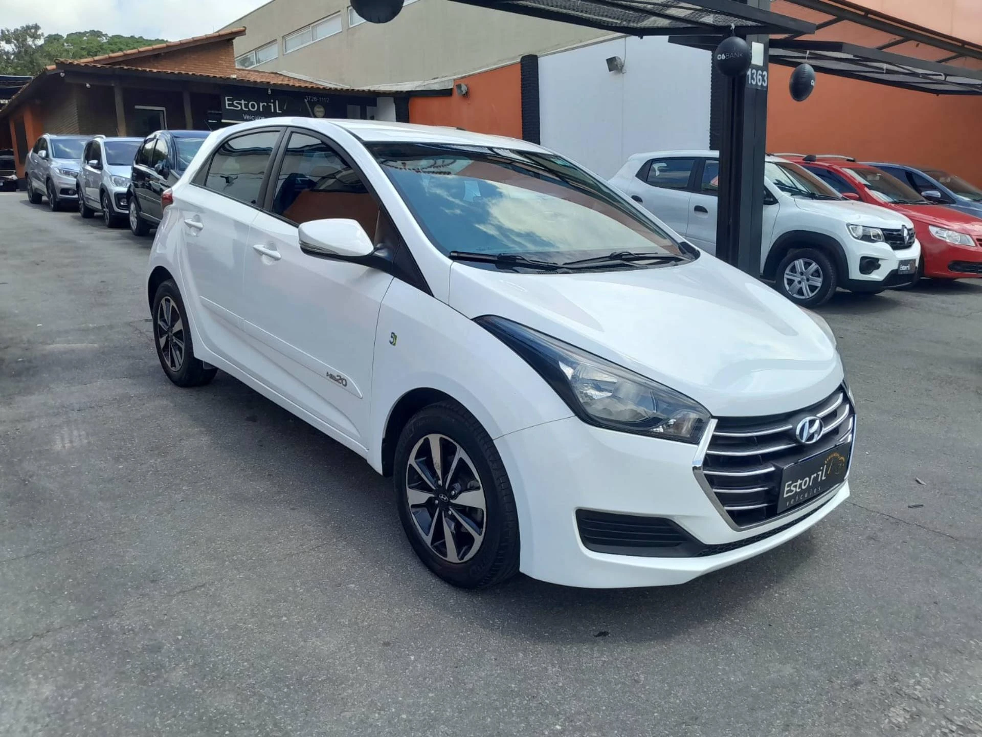 HYUNDAI HB20
