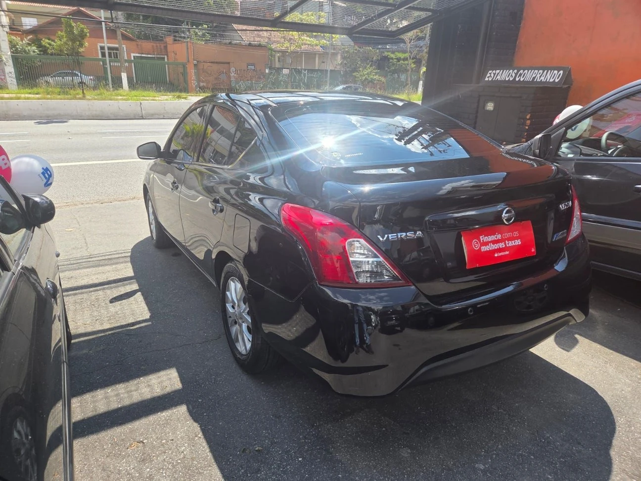 NISSAN VERSA