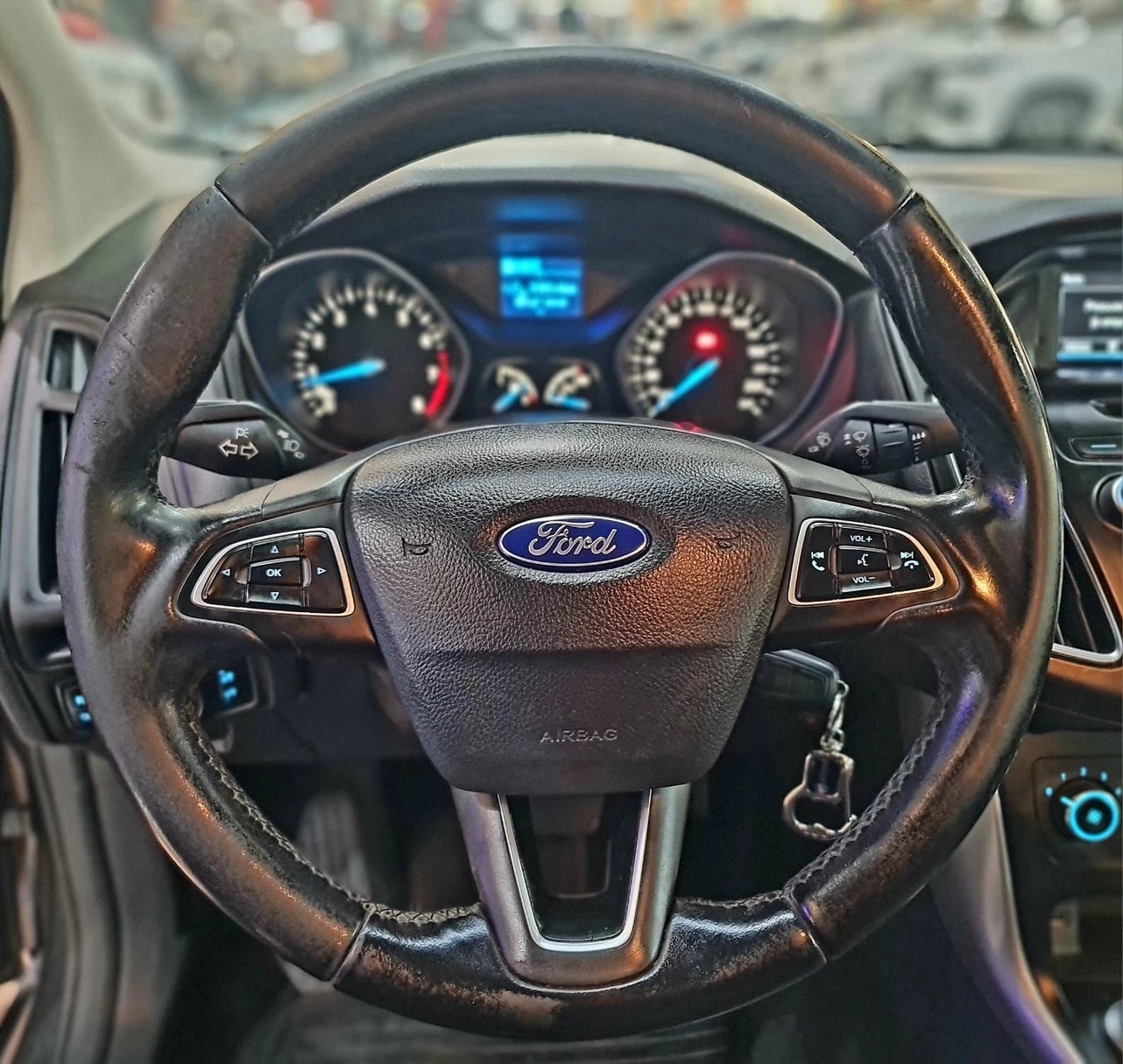 FORD FOCUS