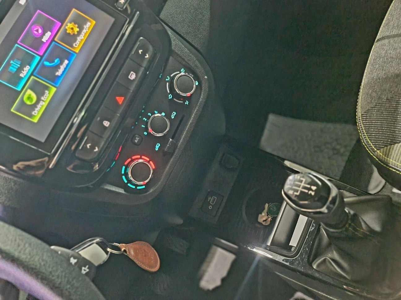 RENAULT KWID