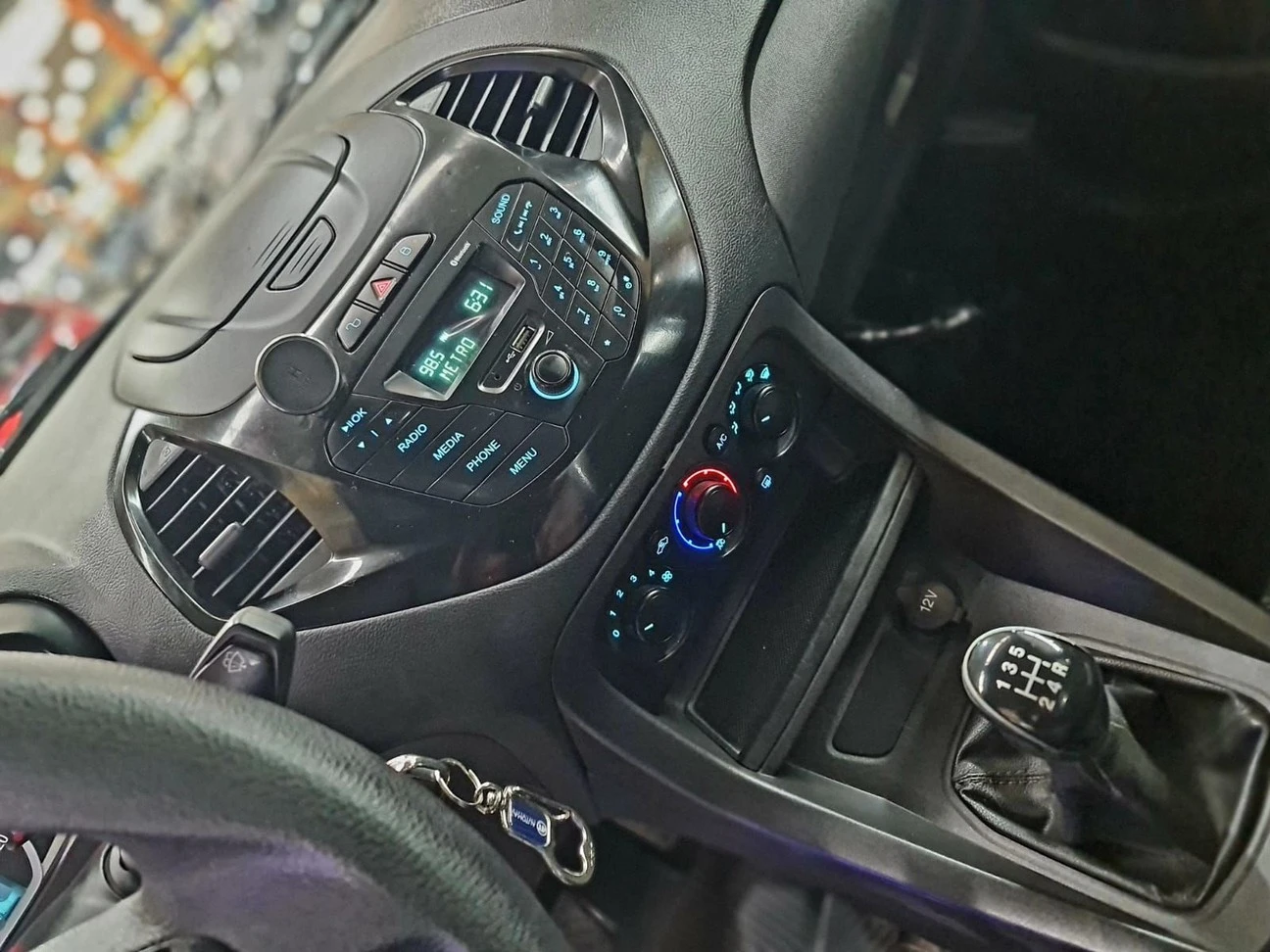 FORD KA +