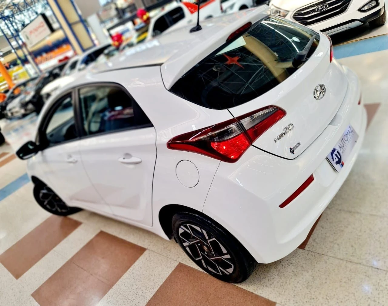 HYUNDAI HB20