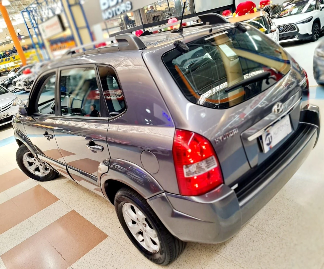 HYUNDAI TUCSON