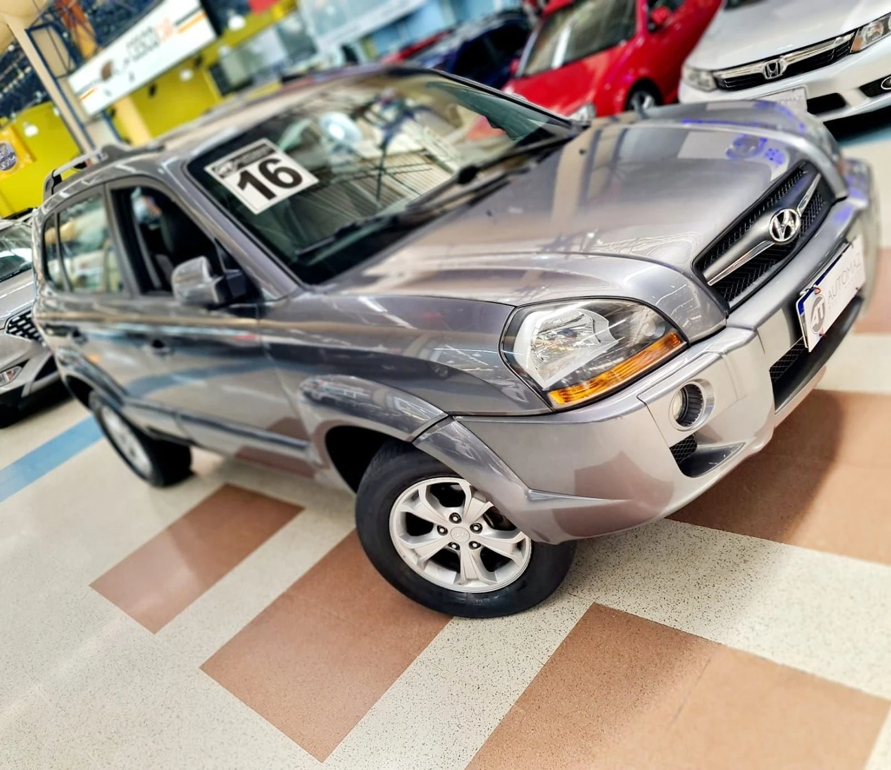 HYUNDAI TUCSON