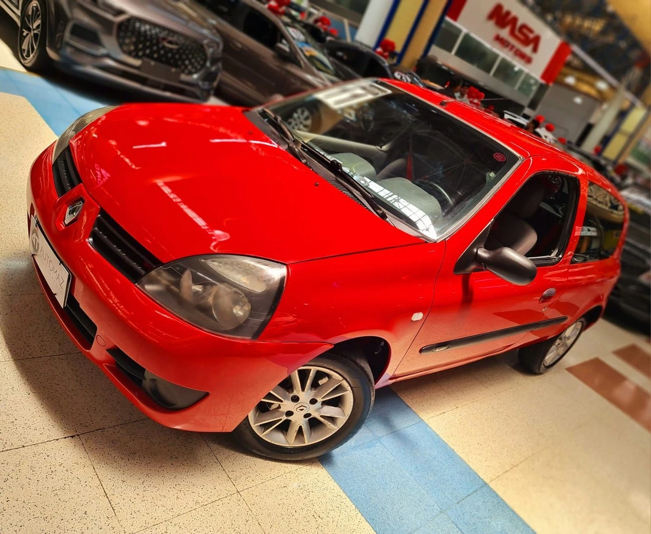 RENAULT CLIO