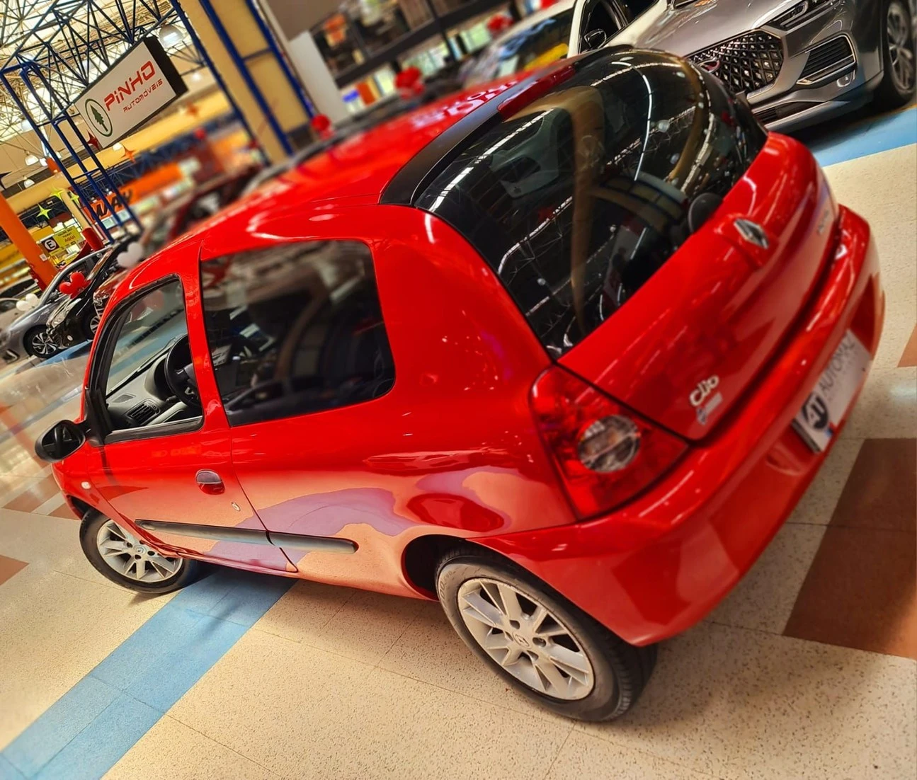 RENAULT CLIO