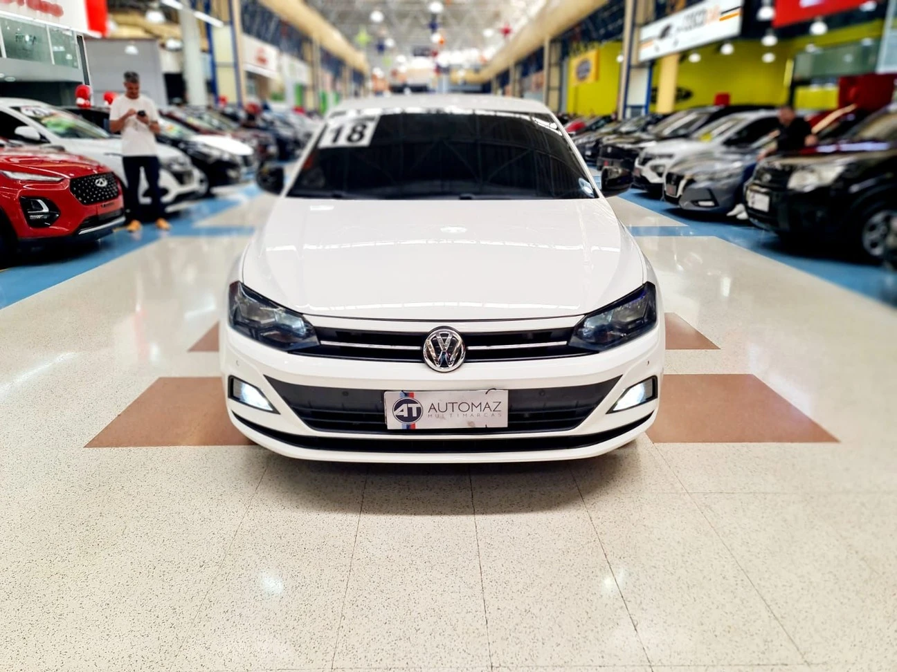 VOLKSWAGEN POLO