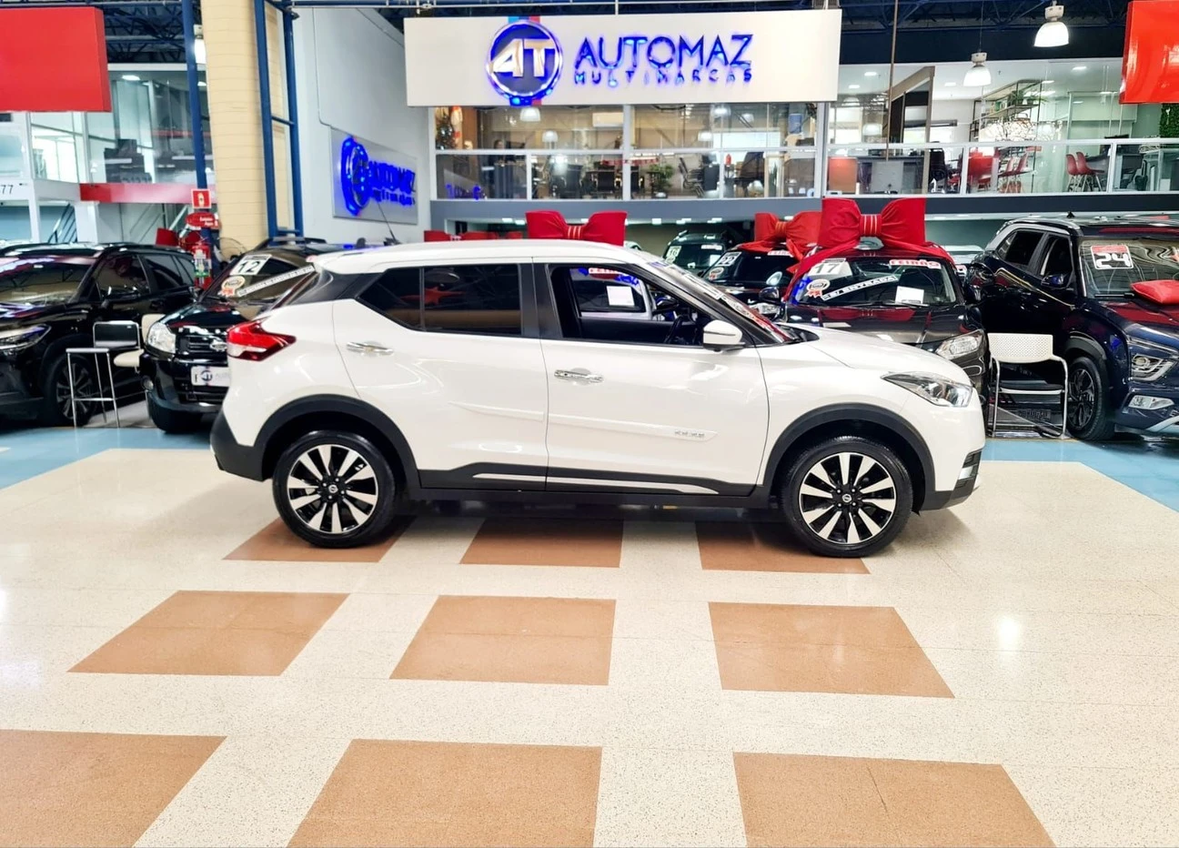 NISSAN KICKS