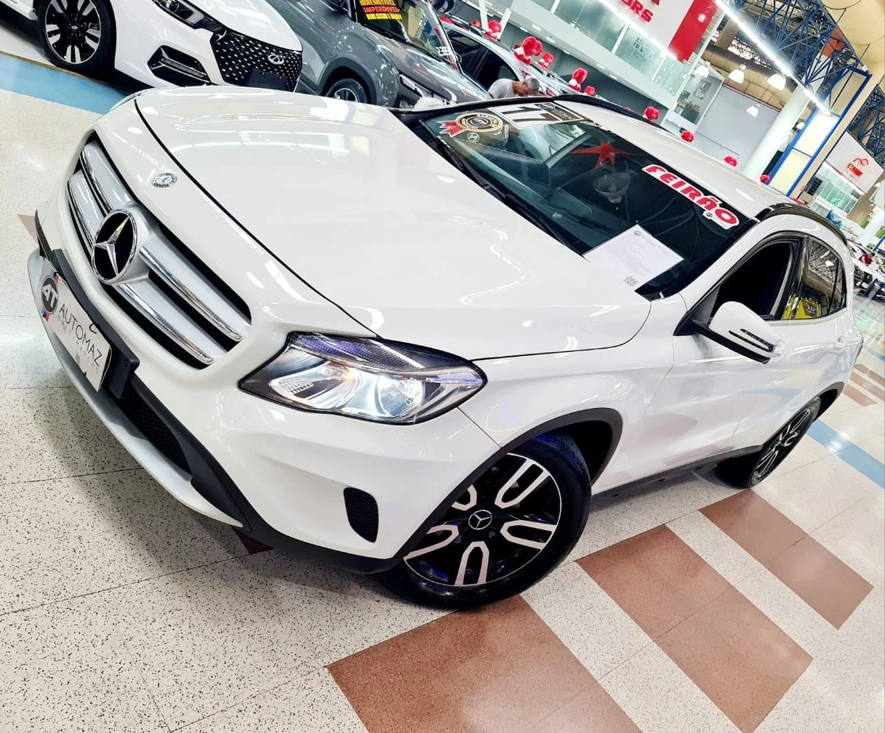 MERCEDES-BENZ GLA 200