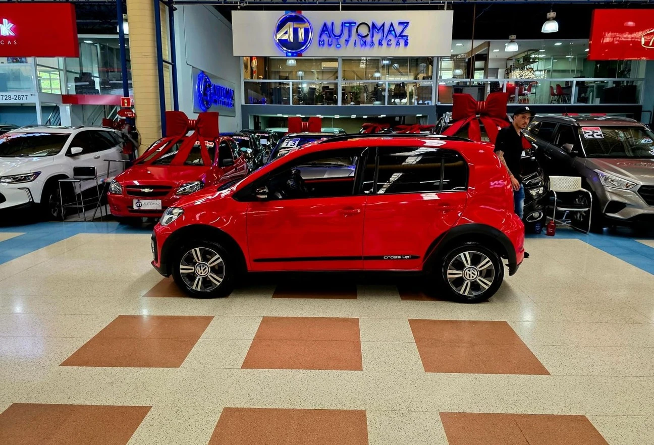 VOLKSWAGEN CROSS UP
