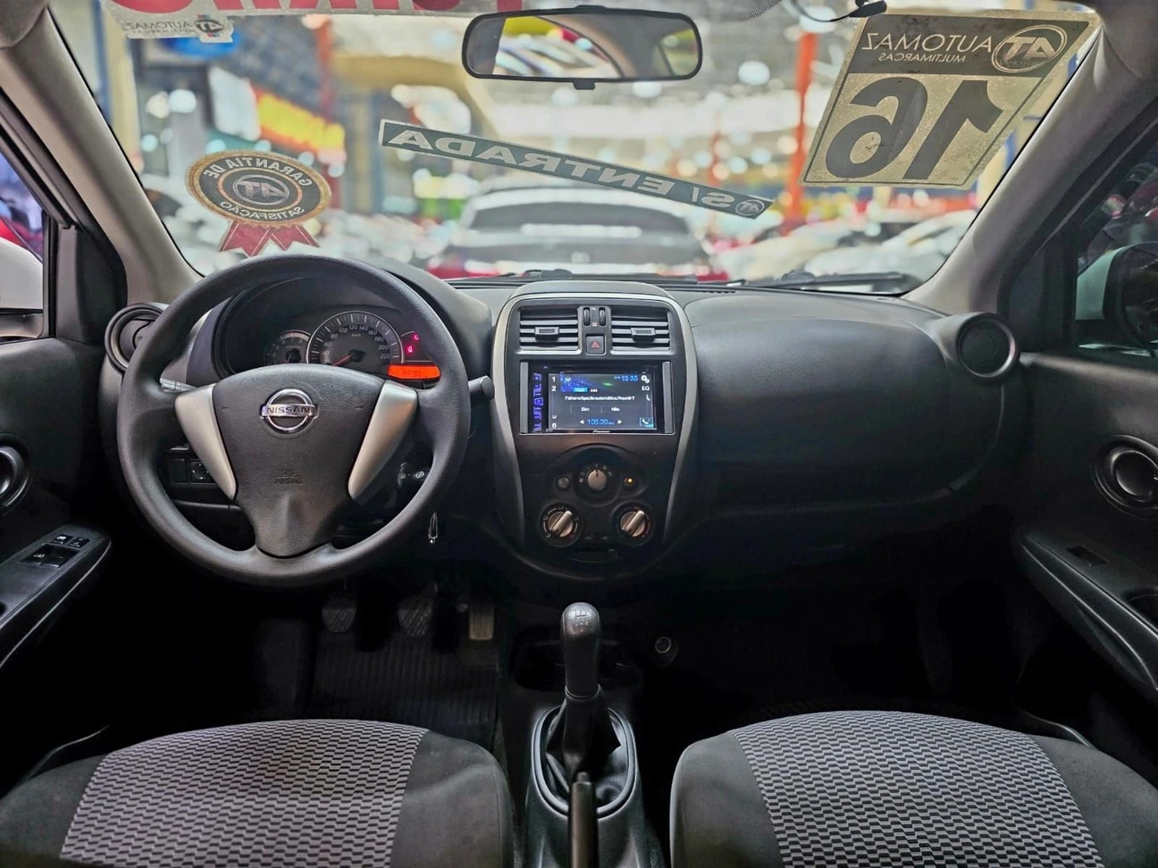 NISSAN VERSA