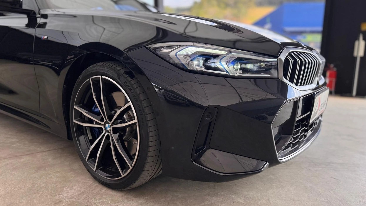 BMW 320I
