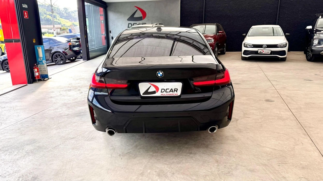 BMW 320I