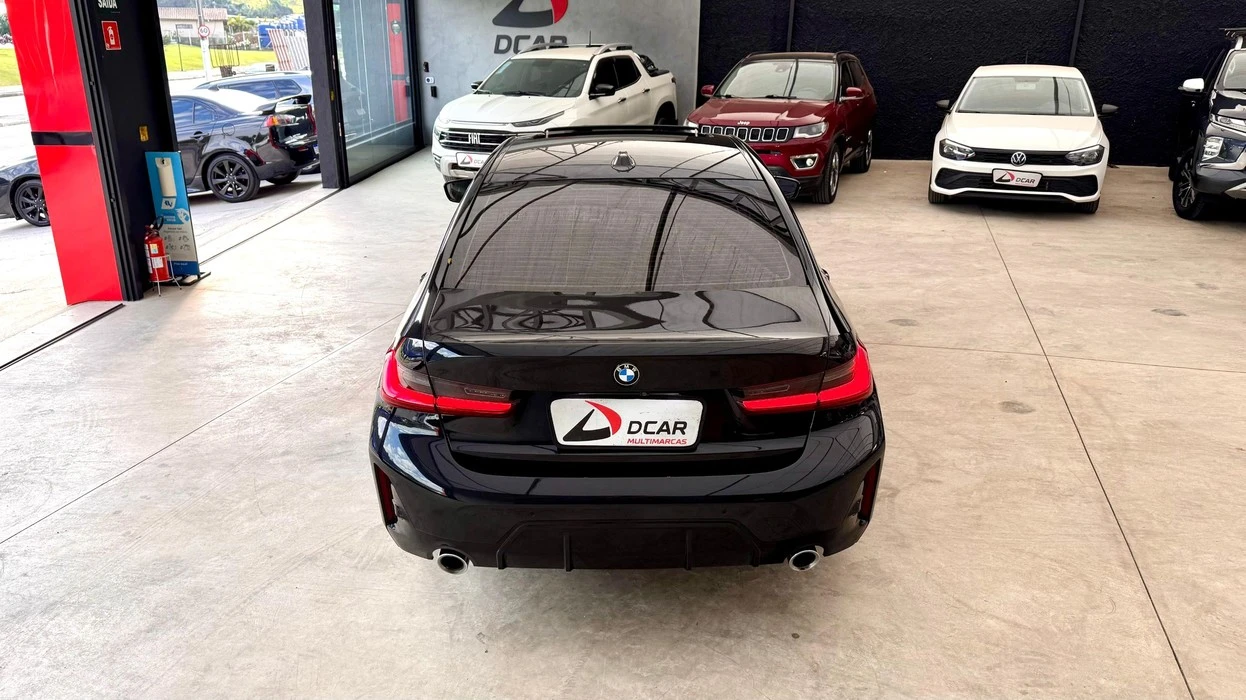 BMW 320I