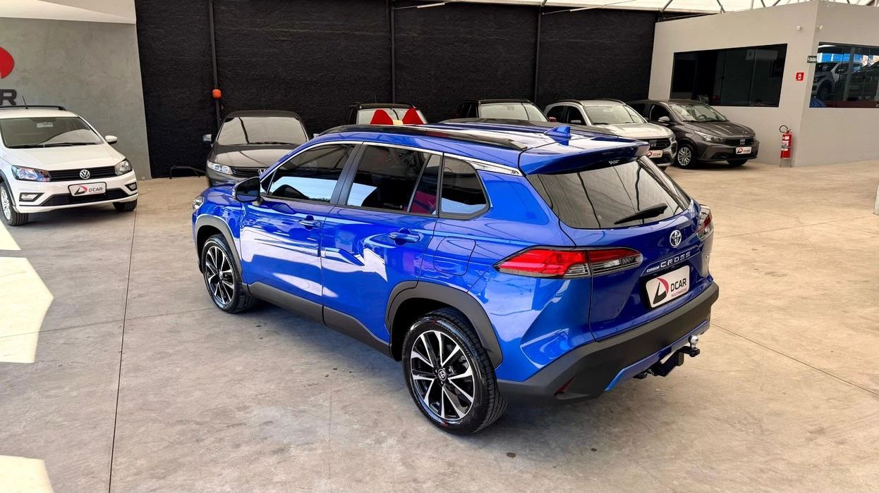 TOYOTA COROLLA CROSS