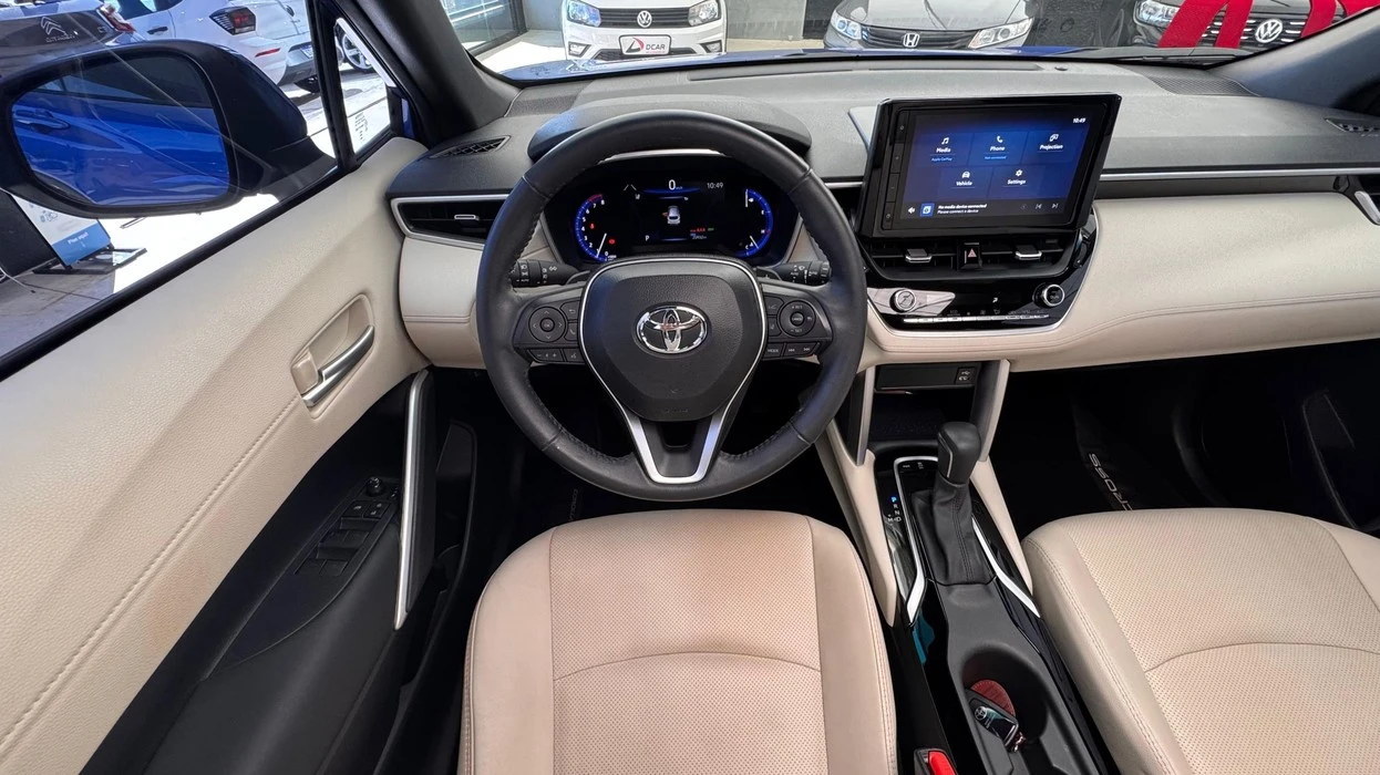 TOYOTA COROLLA CROSS