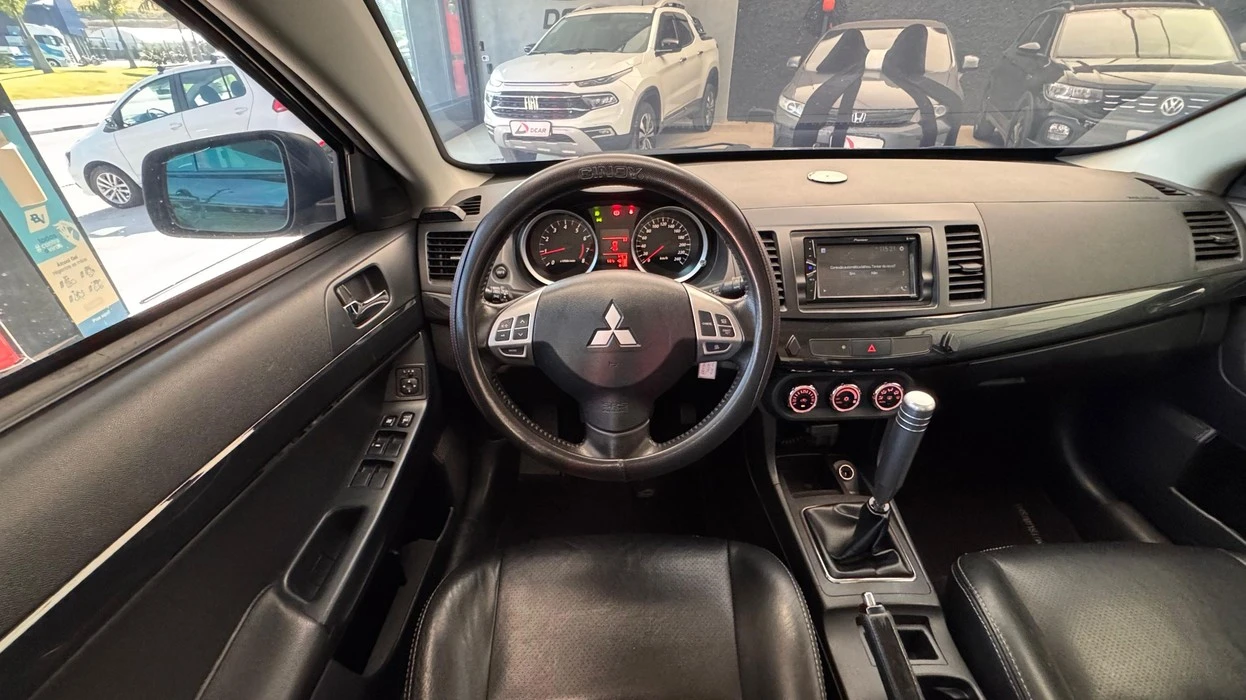 MITSUBISHI LANCER