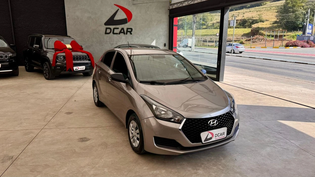 HYUNDAI HB20