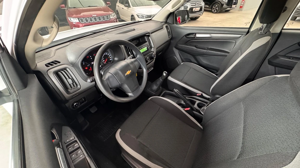 CHEVROLET S10