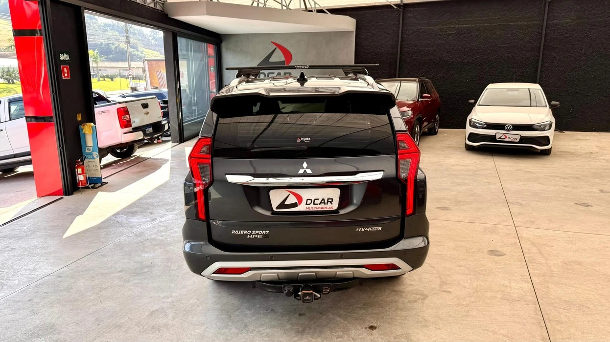 MITSUBISHI PAJERO SPORT