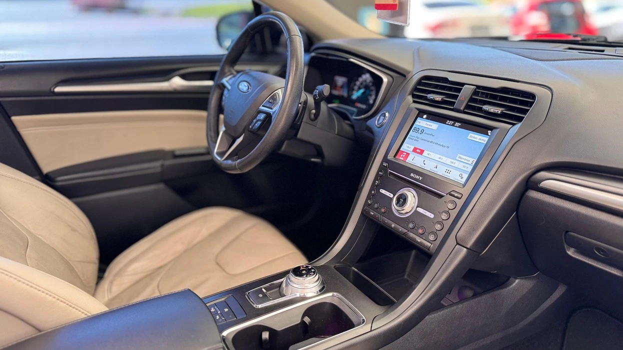 FORD FUSION