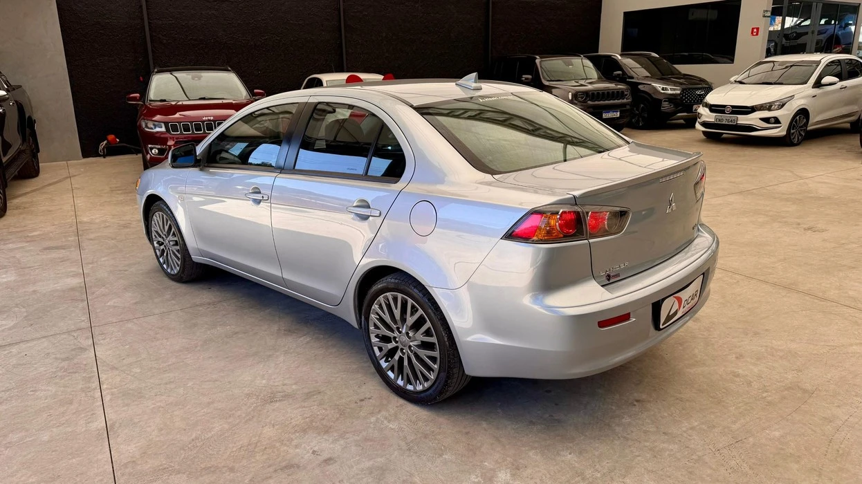 MITSUBISHI LANCER