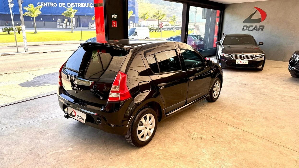 RENAULT SANDERO