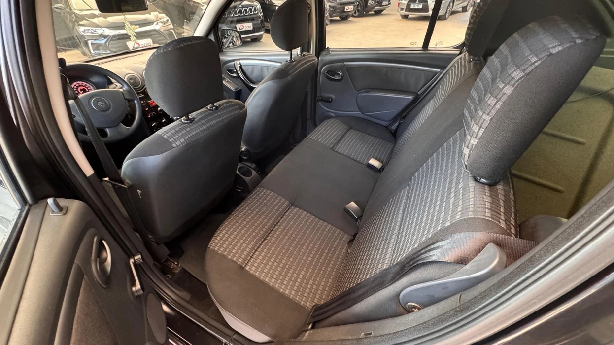 RENAULT SANDERO