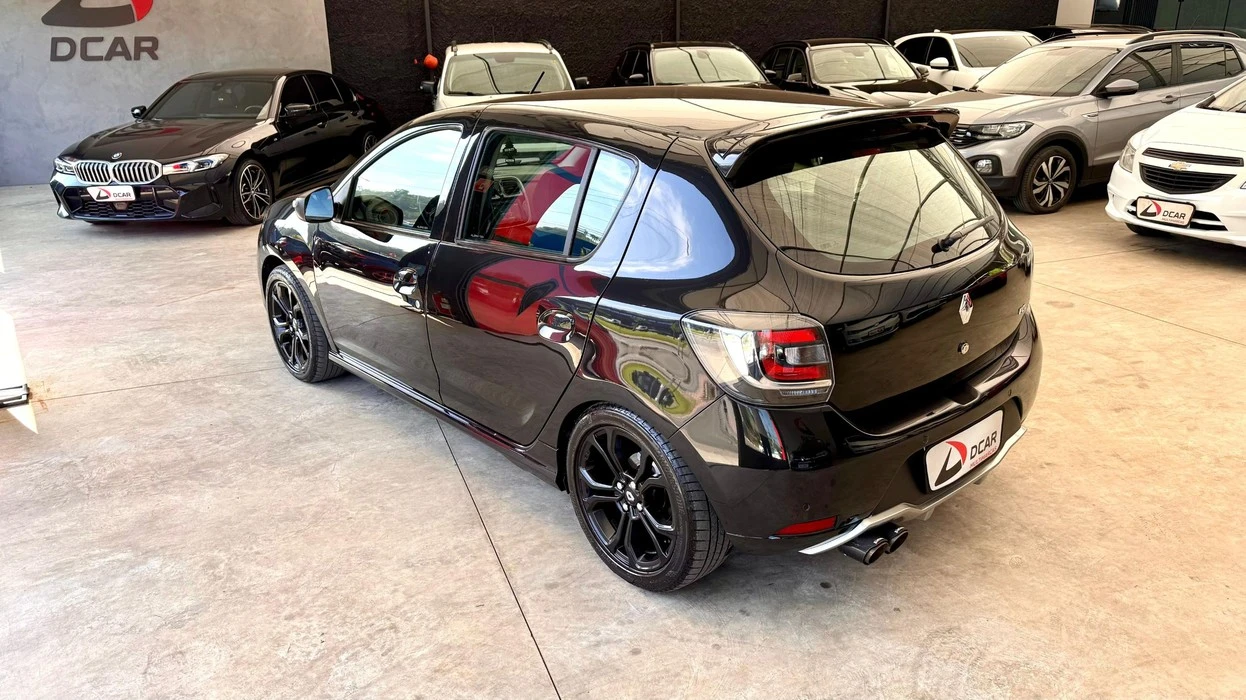 RENAULT SANDERO