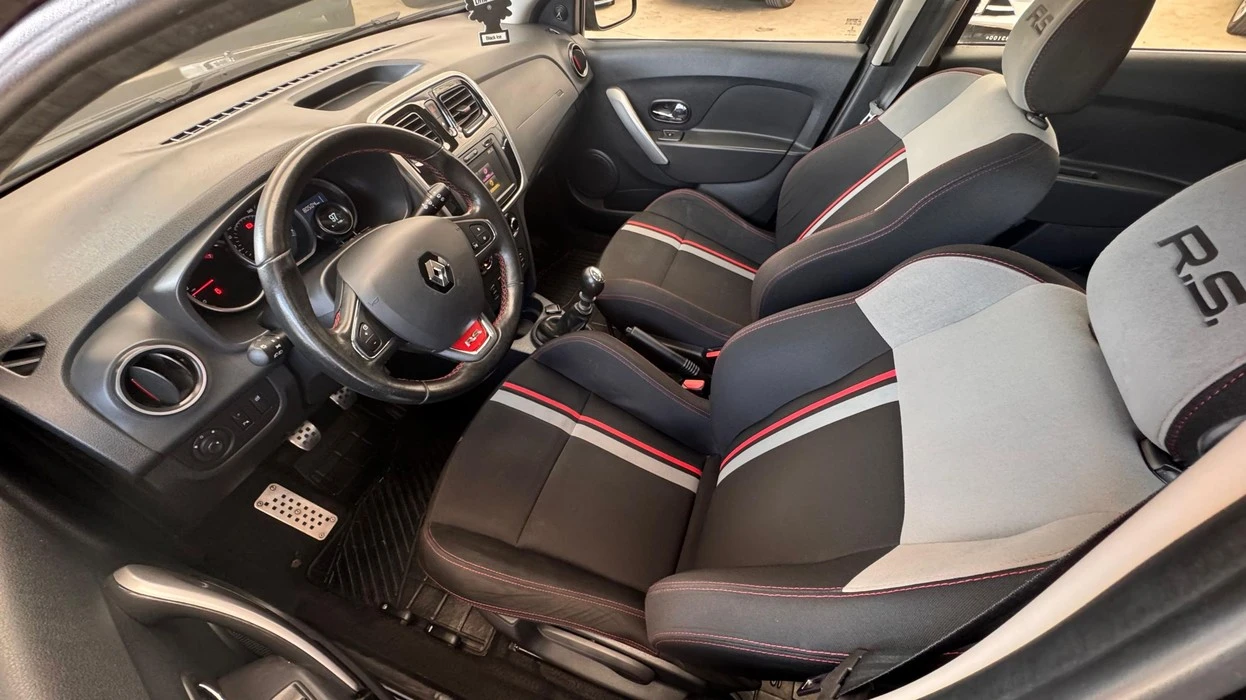 RENAULT SANDERO