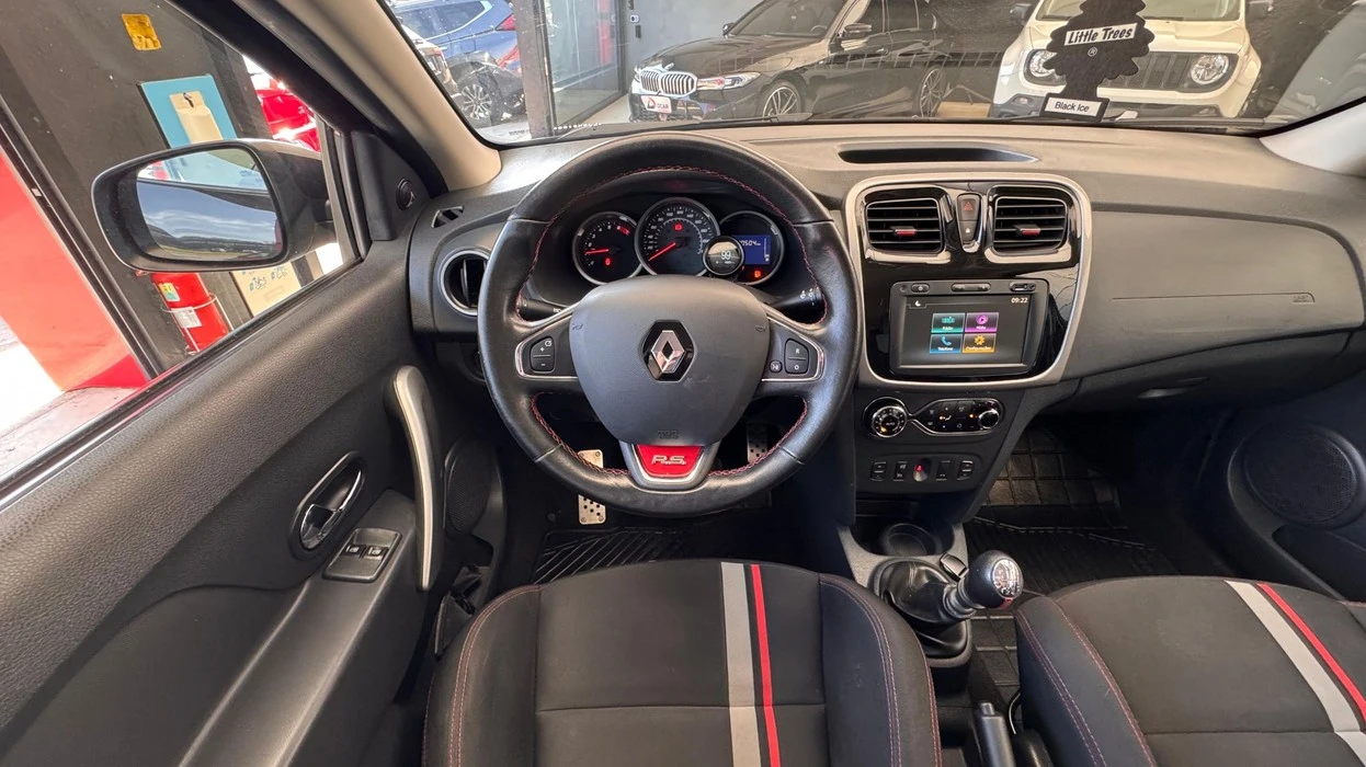 RENAULT SANDERO