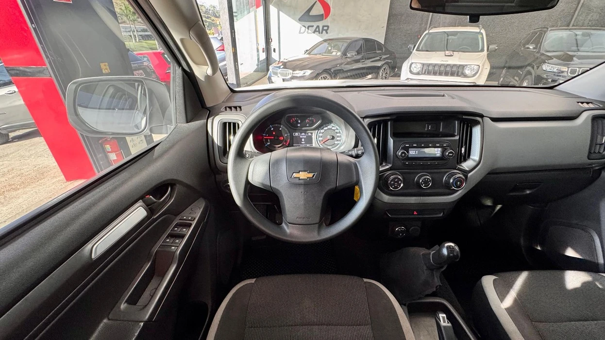 CHEVROLET S10