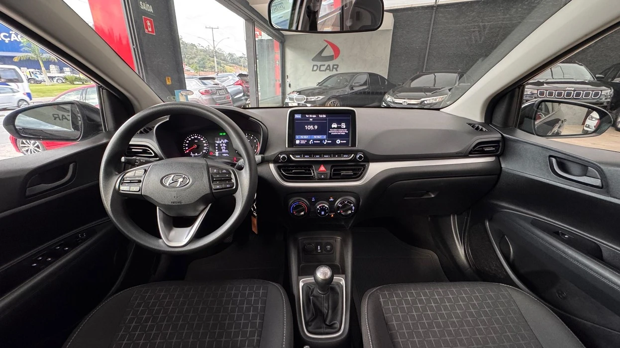 HYUNDAI HB20