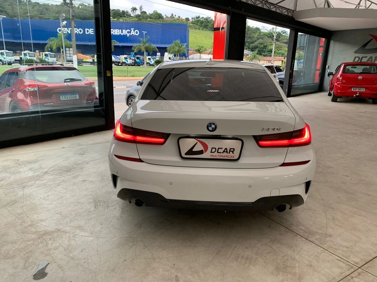 BMW 320I