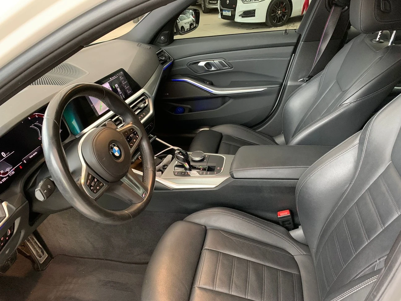 BMW 320I