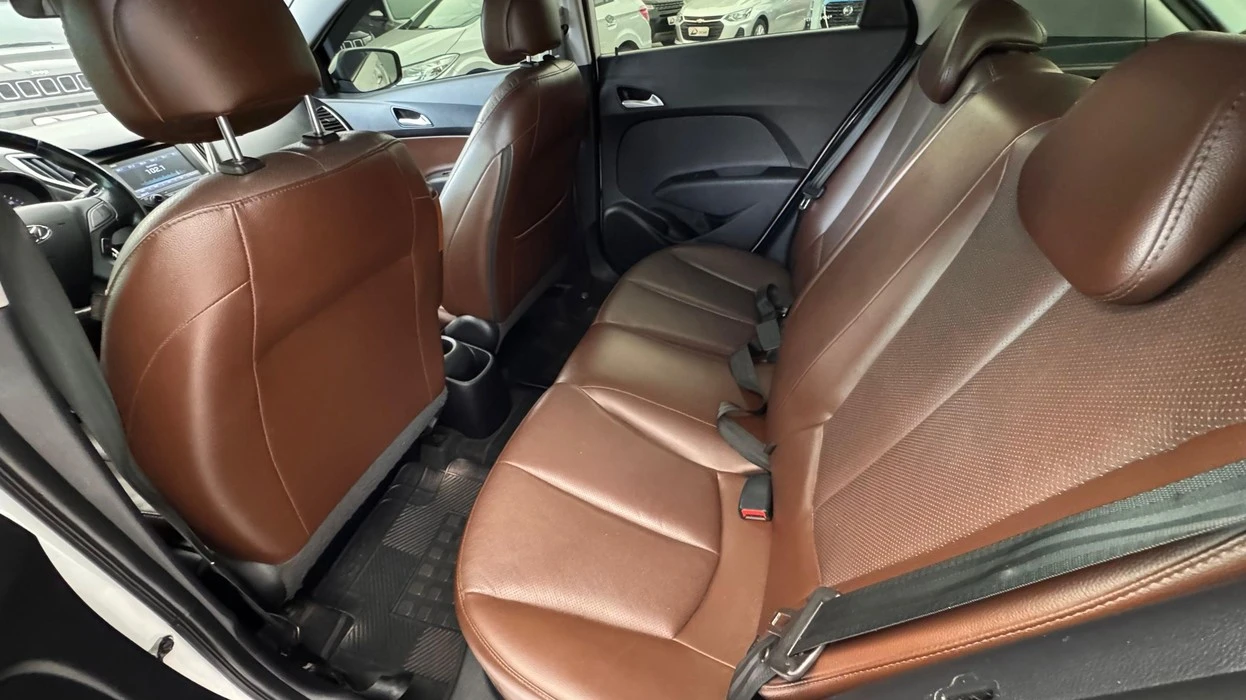 HYUNDAI HB20X