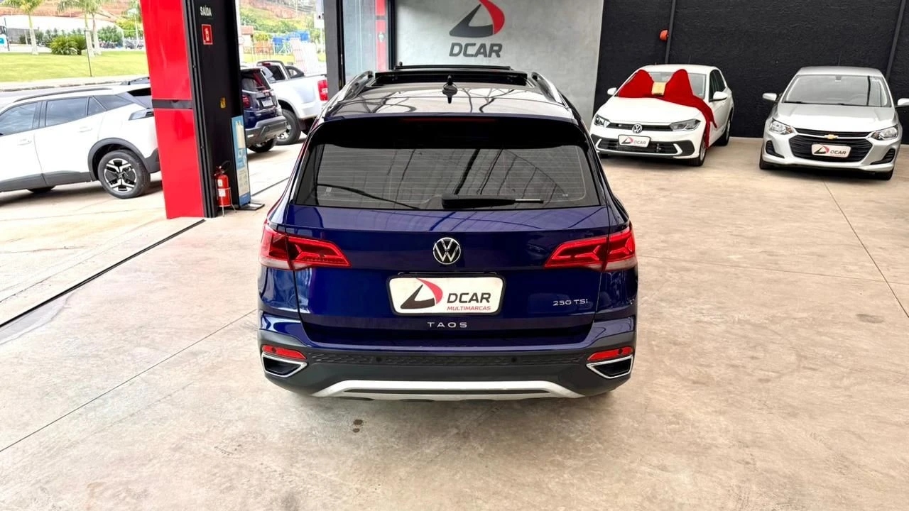 VOLKSWAGEN TAOS
