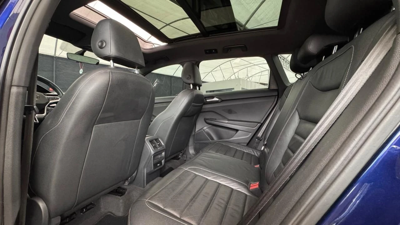 VOLKSWAGEN TAOS