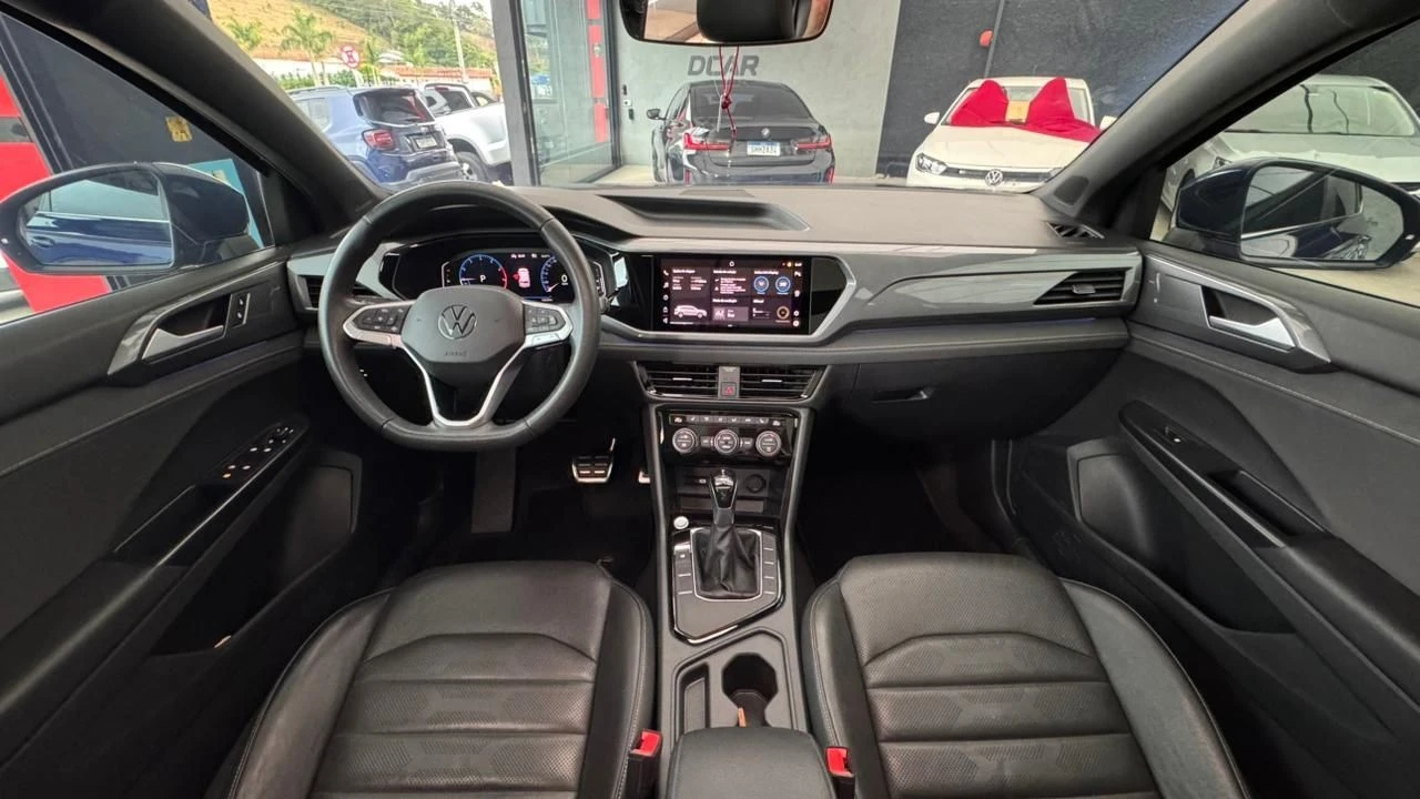 VOLKSWAGEN TAOS