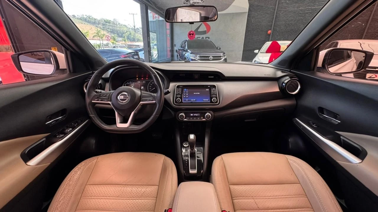 NISSAN KICKS