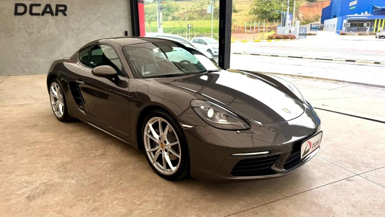 PORSCHE 718