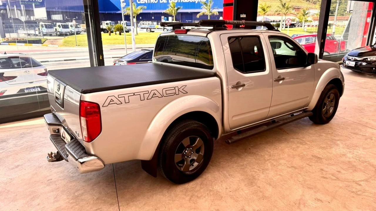 NISSAN FRONTIER
