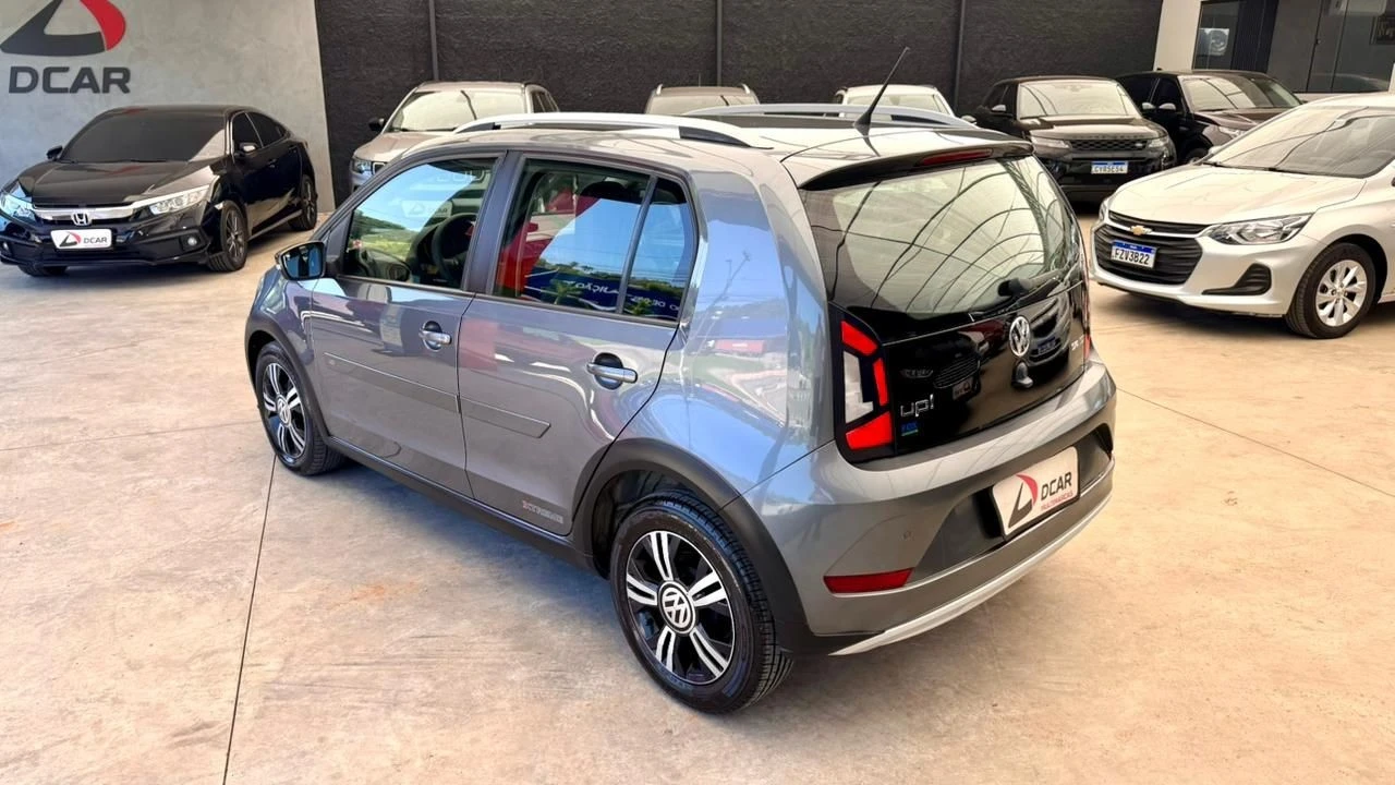 VOLKSWAGEN UP