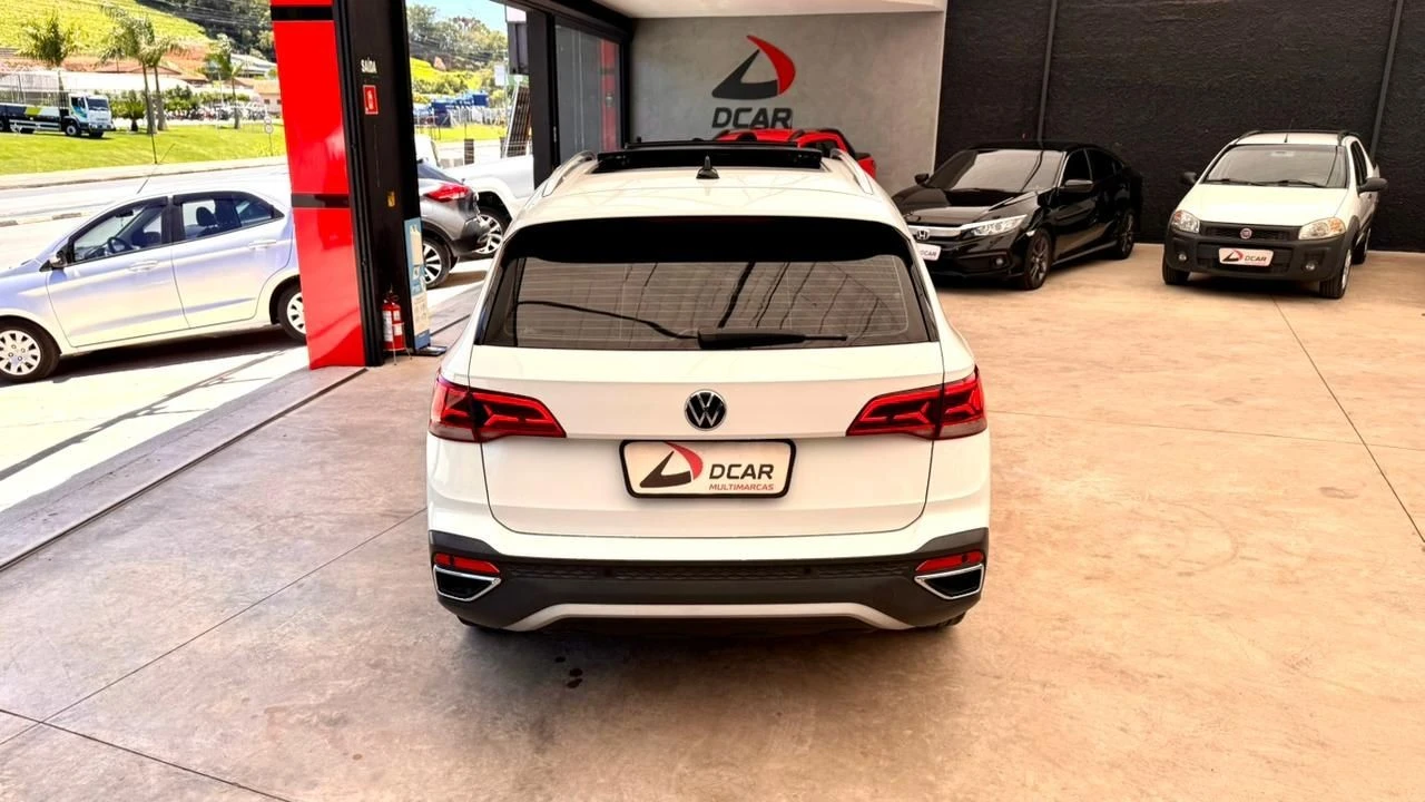 VOLKSWAGEN TAOS