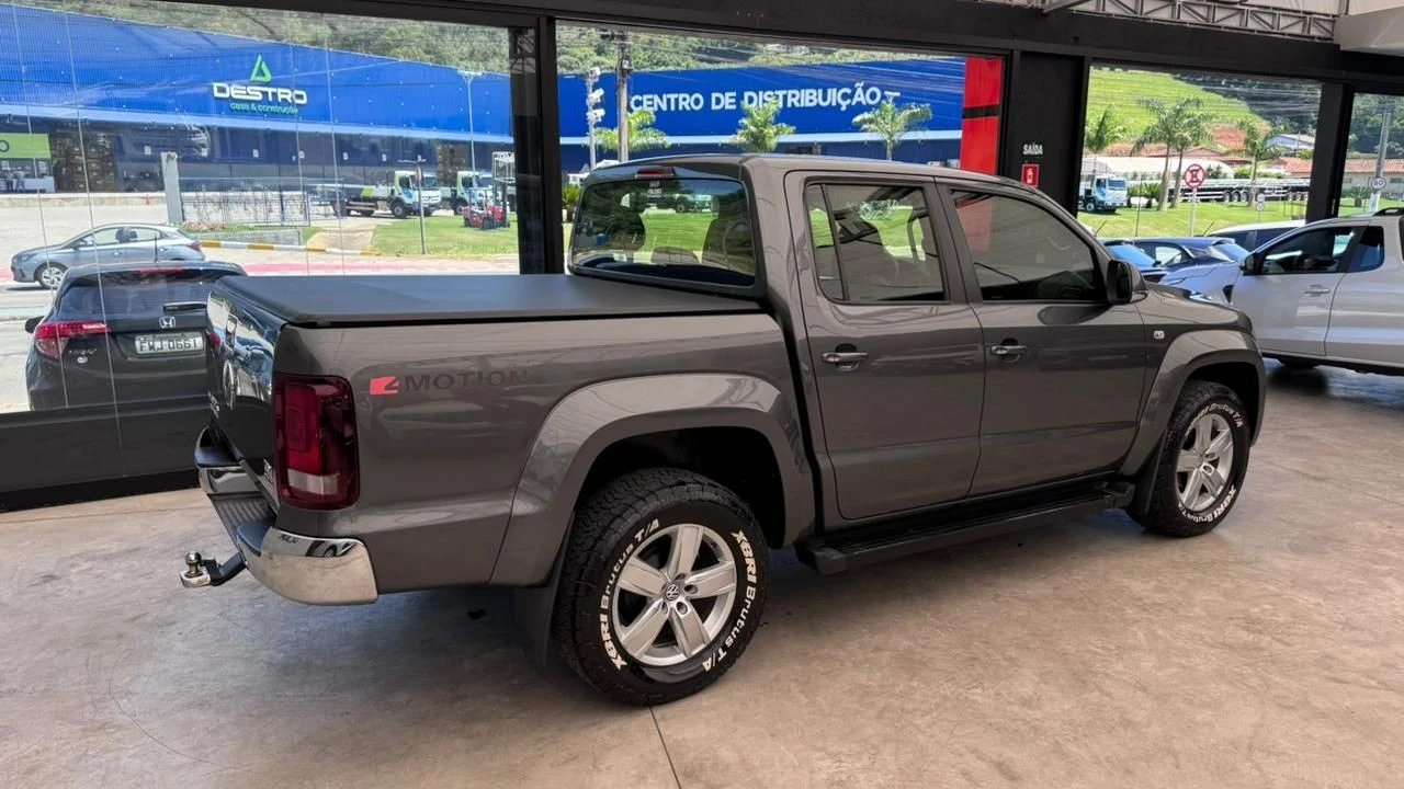 VOLKSWAGEN AMAROK