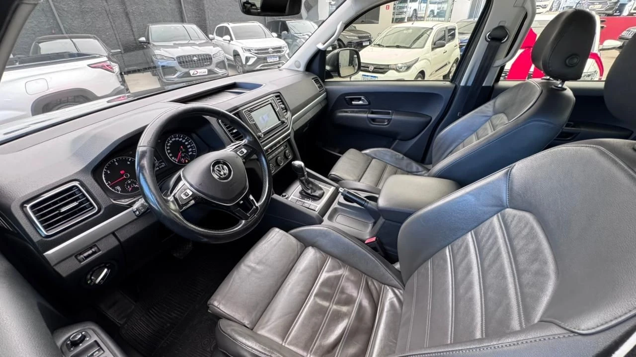 VOLKSWAGEN AMAROK