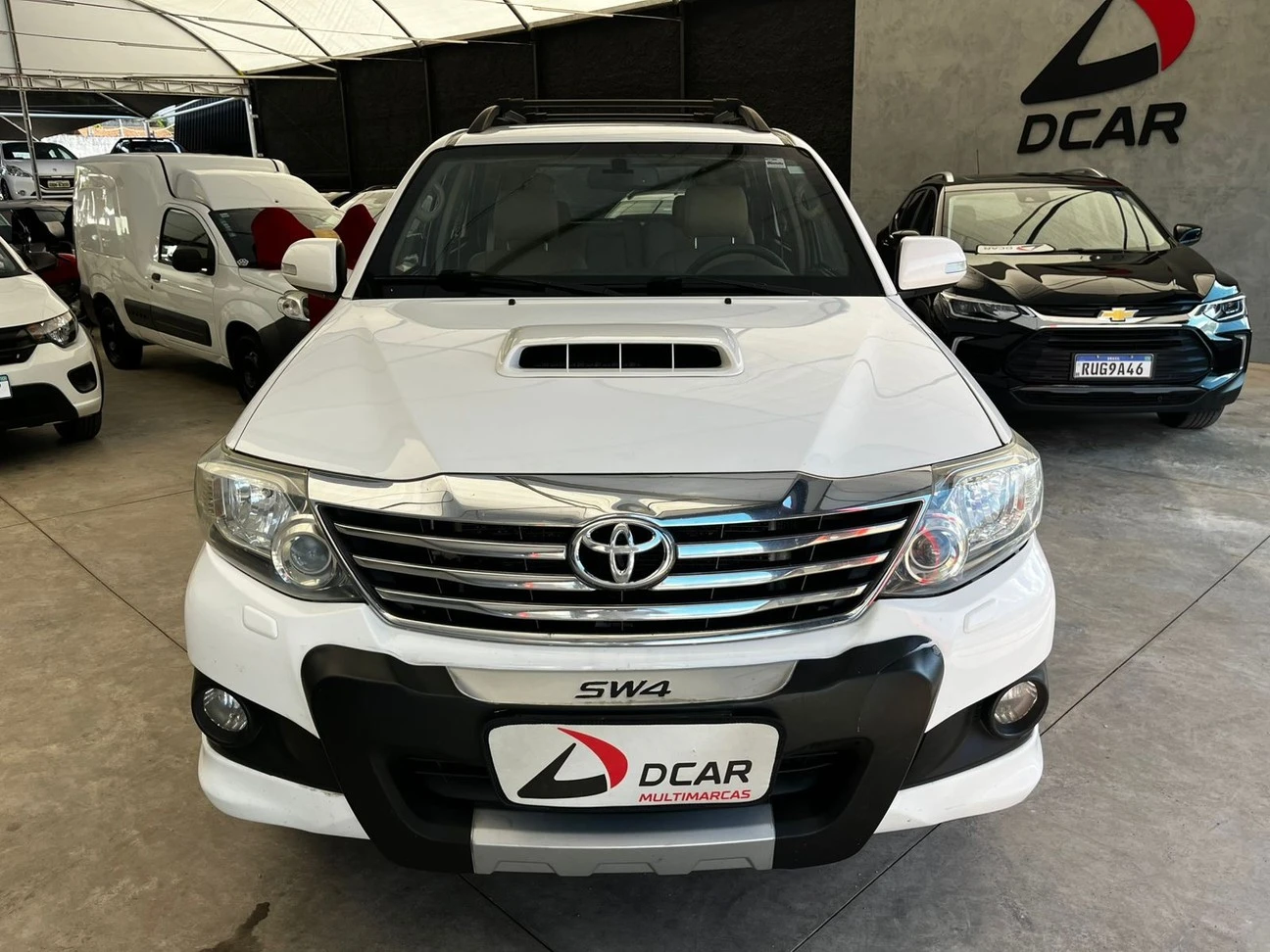 TOYOTA HILUX SW4