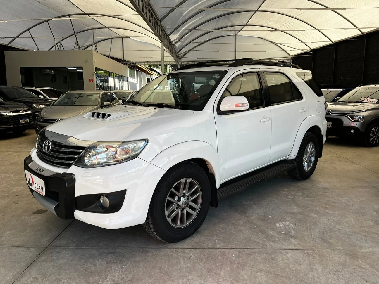 TOYOTA HILUX SW4