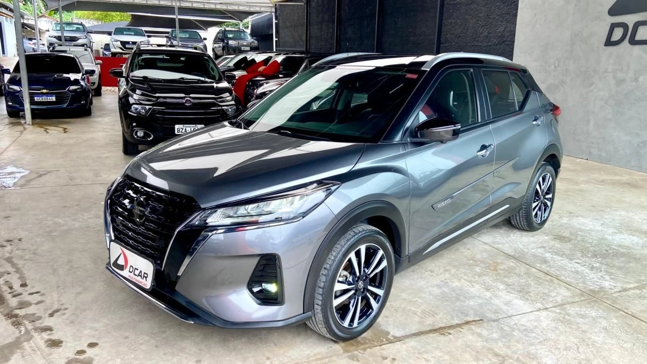 NISSAN KICKS
